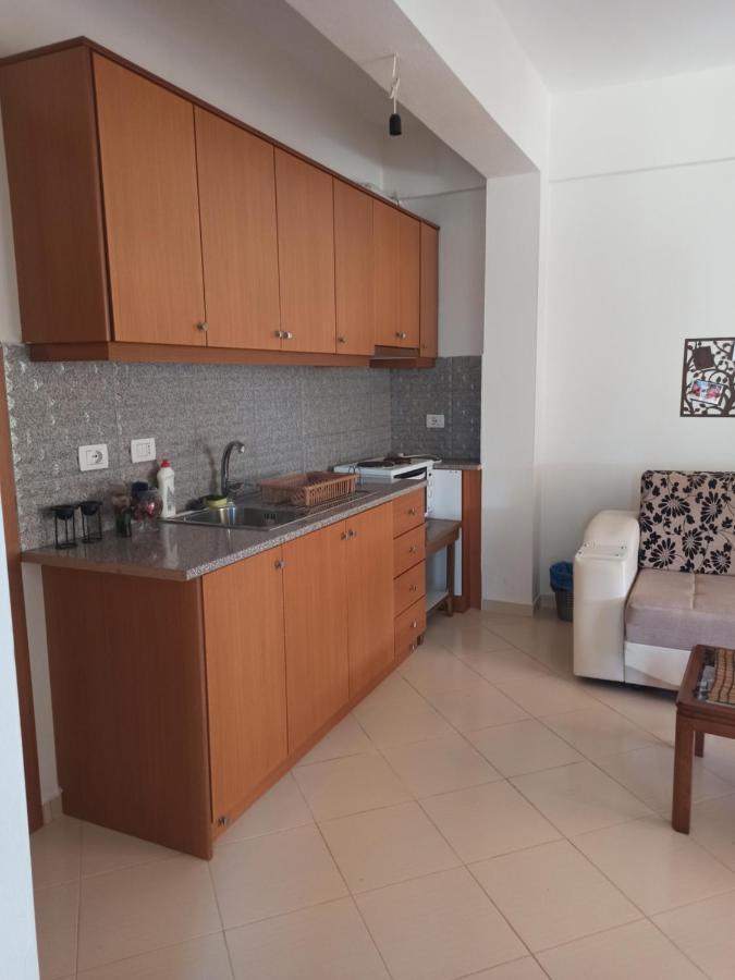 Achilles Apartments Sarandë Eksteriør billede