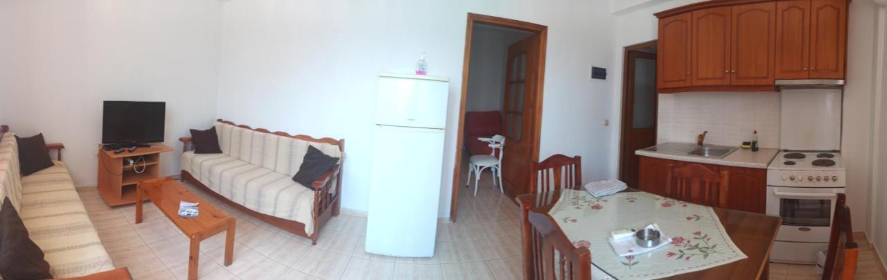 Achilles Apartments Sarandë Eksteriør billede