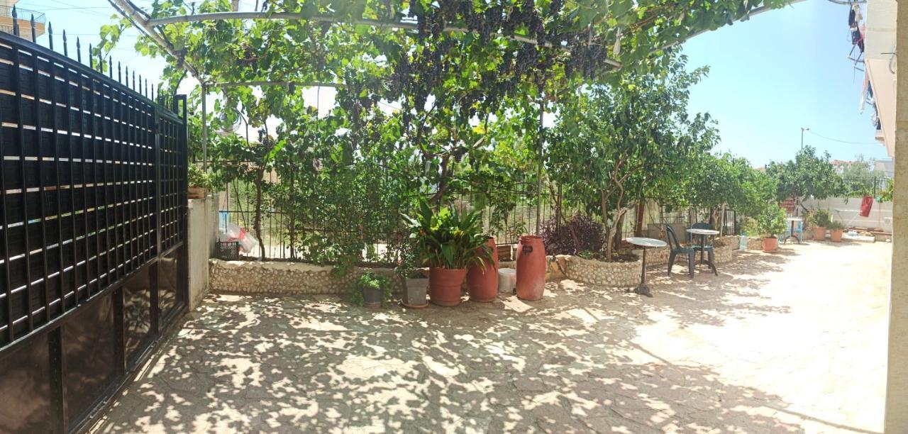 Achilles Apartments Sarandë Eksteriør billede