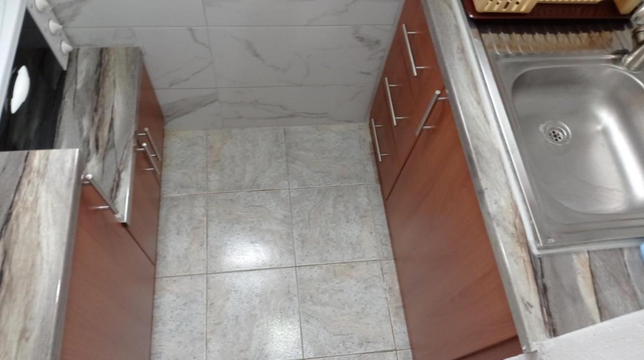 Achilles Apartments Sarandë Eksteriør billede