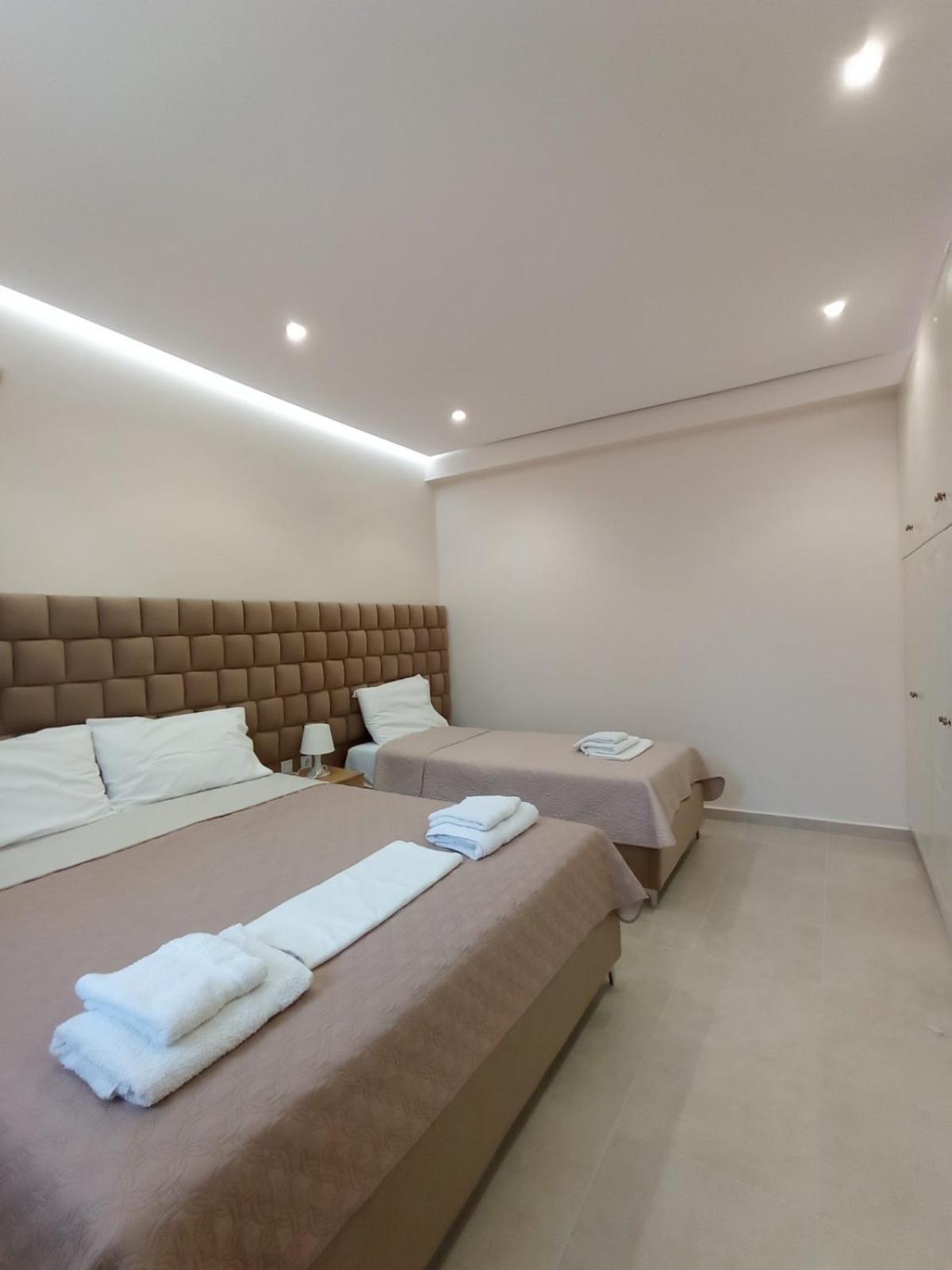 Achilles Apartments Sarandë Eksteriør billede