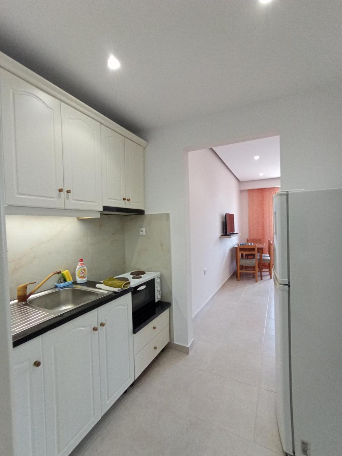 Achilles Apartments Sarandë Eksteriør billede