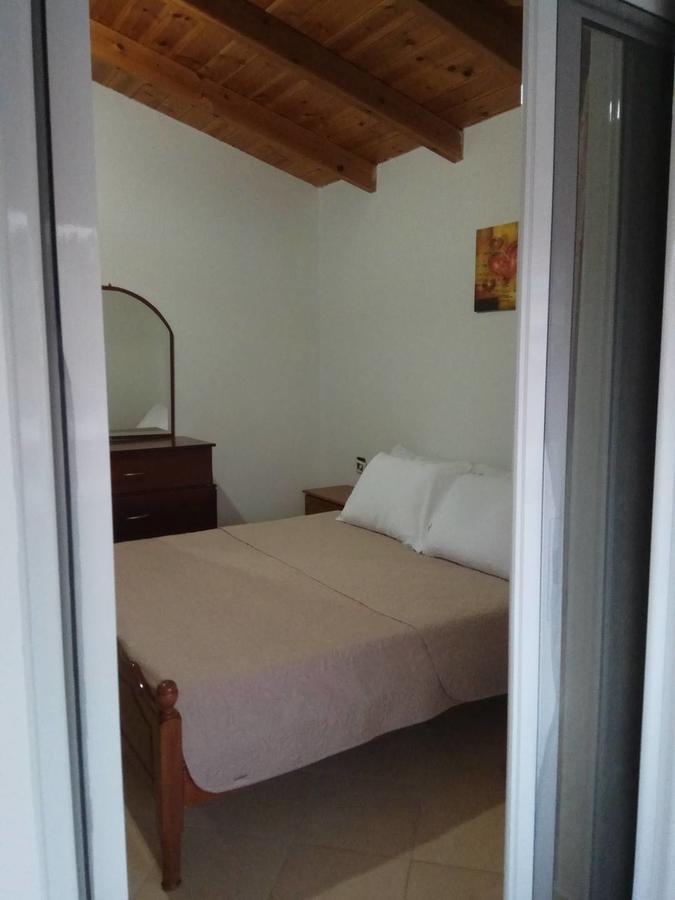 Achilles Apartments Sarandë Eksteriør billede